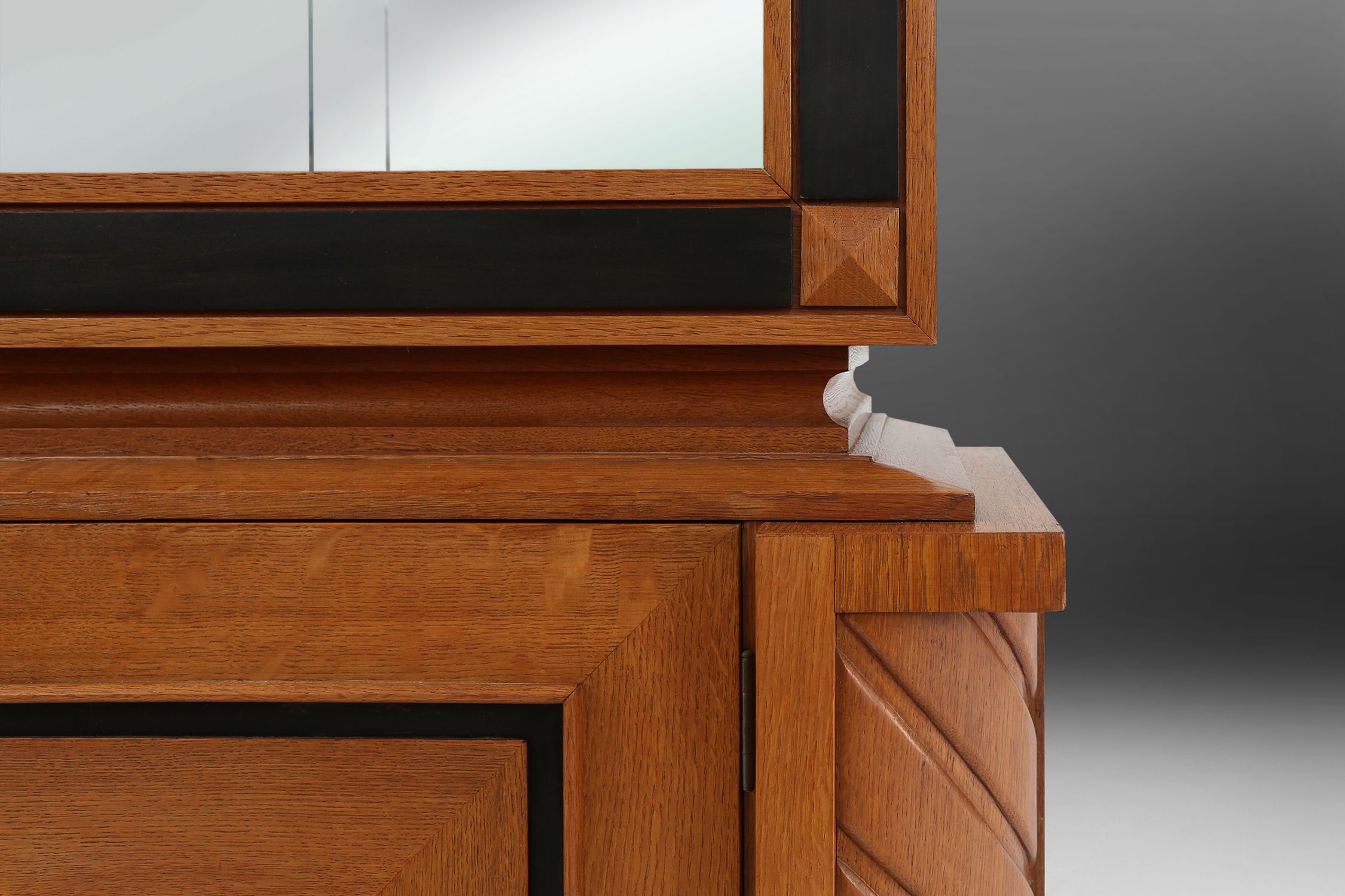 Late Art Deco Display Cabinet in Oak, Belgium 1940sthumbnail